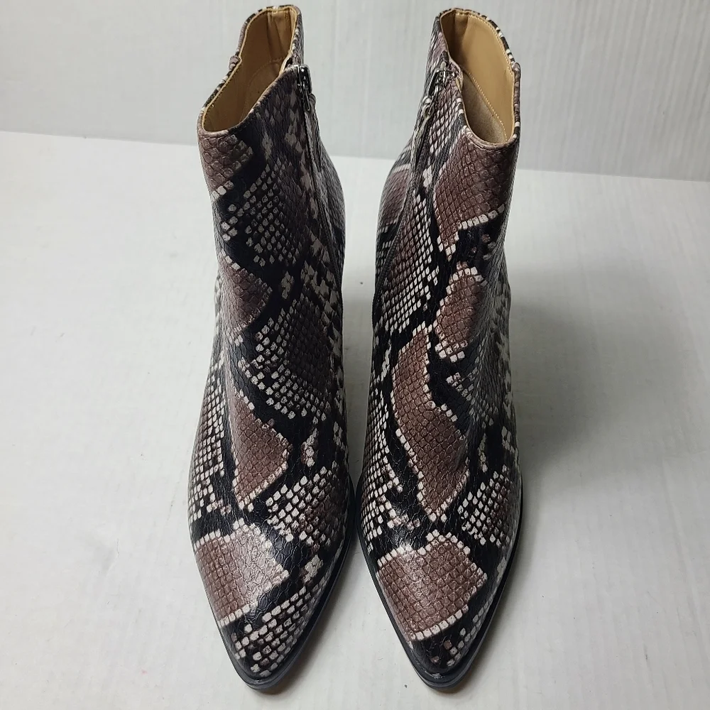 NEW 14TH & UNION braxten snakeskin booties